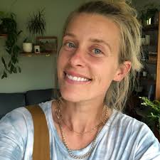 Chicken themed birthday gift ideas for a 3 year old girl who loves chickens?