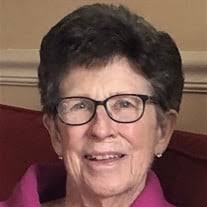 Joan Middleton's Instagram, Twitter & Facebook