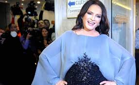 Услужлив, скромненький, в лице румянец есть. Sofiya Rotaru Pevica Rossijskoj I Ukrainskoj Estrady Biografiya Stati Foto Video Svobodnaya Pressa