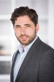 John Thomas-Hohn Knapp