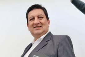 Camilo Ponce, el estratega ecuatoriano que marca tendencia y apunta hacia  Colombia