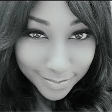 So I'm watching S5 E9 where rory gets upset with her dad for contacting her  mom, Am I weird but i find him so manipulative?