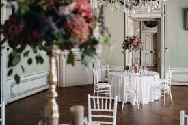 Schloss Rosegg Familie Liechtenstein Karnten Mietmobel Help Organisation Veranstaltungsmanagement Equipment Mathias Taxer Lounge Musik Weisse Stuhle Tisch