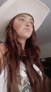 Taylor (@taylor.mauney)