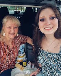 megan shore (@meganshoreee) • Instagram photos and videos