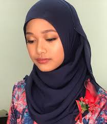 Soft glam for Maydreen's cousin, Sya. The beauty runs in the family 😍  #makeupbyrabiatulhalim #chiselednstoned #Brunei #MUABrunei #MUAMalaysia  #makeup #makeupartist #makeupartistbrunei #makeupjunkie #makeupaddict  #bruneimua