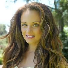 Hannah Kenworthy's Instagram, Twitter & Facebook