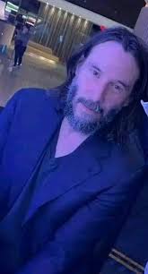 There are days we all need somebody to lean on🌹🌹🌹 .....your shoulder can  be a resting place for me ..... Can I lay