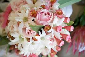 12 types of wedding bouquets fiftyflowers. How To Make A Wedding Bouquet With Real Flowers 6 Easy Steps