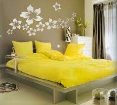 To beautify your bedroom wall, we have compiled some best and simple wall decor ideas down below! 40 Master Bedroom Wall Decor Ideas 2017 Decor Or Design