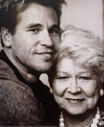 Gladys Swanette (née Ekstadt), Val Kilmer's mother, was of Swedish descent  Eugene Dorris Kilmer, Val Kilmer's father, had Irish, German, and Cherokee  roots
