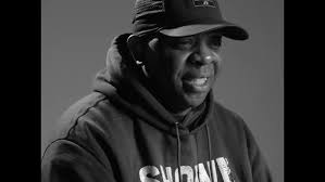 Shawn Lesley's Instagram, Twitter & Facebook