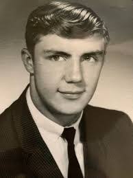 Abigail Kinney's Instagram, Twitter & Facebook