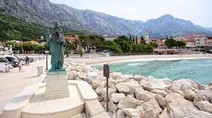 Descubre las mejores playas de croacia, no se puede negar la belleza de croacia , siempre estamos presumiendo de las maravillas naturales y una rica. Makarska Las Playas Mas Bellas De Croacia Con Un Bello Centro Historico Inout Viajes