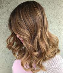 Best hair color to keep you looking and feeling your best. 20 Best Hair Colors To Look Younger Instantly Cool Hair Color Cool Hairstyles Youthful Hair
