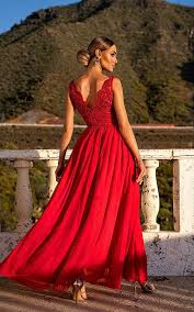 Compra la tua abiti da sera rossi da gillne.it, abbiamo un servizio di prima classe, livello professionale, in modo che il vostro shopping divertente. Vestito Rosso Lungo Vestito Rosso Elegante Vestiti Gogolfun It