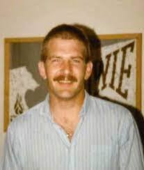 Andrew Peto's Instagram, Twitter & Facebook