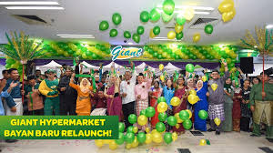 It then set up its own first retail outlet under the brand name tomei in campbell shopping complex in kuala lumpur in the early seventies and subsequently it transformed into an integrated jewellery manufacturer and retailer of gold and jewelleries. Giant Malaysia Giant Hypermarket Bayan Baru Relaunch Facebook