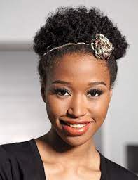 Back in the day, quite a full people used to transition to natural hair slowly but in recent times more and more women are however, if you'd rather stick to the twa and get to know your hair, read on for the best natural hairstyles for short hair. Need To Fancy Up Your Twa Mynaturalrealitymynaturalreality Short Natural Hair Styles Hair Styles Twa Hairstyles