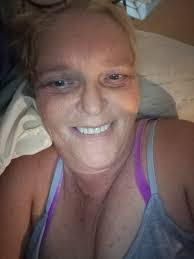 Connie York's Instagram, Twitter & Facebook