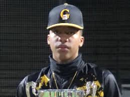 Eli Coe's Instagram, Twitter & Facebook