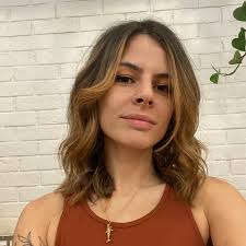 Mavis Everett's Instagram, Twitter & Facebook