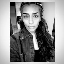 De mi primer día de rodaje en esta segunda etapa, mis hermosas compañeras  por dentro y por fuera @karsiagascon @lucilechriqui y las bonitas fotos que  ambas me tomaron #París #rodaje #Epifanía