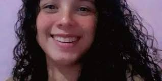 Ajuda para cirurgia ocular de Amanda Helena