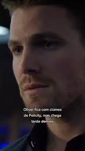 Oliver com ciúmes de Felicity #arqueiro #arqueiroverde #arrow #super #heroi  #dccomics #seriesnetflix #oliverqueen