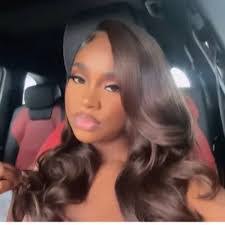 Jocelyn Ware's Instagram, Twitter & Facebook