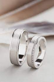White Gold Wedding Bands With Matte Brushed Finish Matching Wedding Bands Wedding Rin Zolotye Obruchalnye Kolca Obruchalnye Kolca Parnye Obruchalnye Kolca