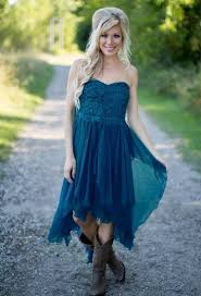 Vous êtes intéressé par une robe témoin mariage ? Robe De Temoin Mariage Champetre 20 Idees Pour Tous Les Gouts
