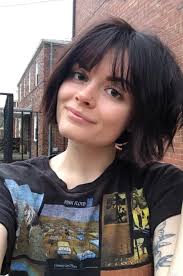 Kelly Wiesner's Instagram, Twitter & Facebook