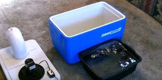 Not only does this ac unit feature the durability of #2, but it also brings in the extra cooling power of the styrofoam ice chest type coolers. Diy Air Conditioner From An Old Ice Chest Diy Projects Diy Air Conditioner Homemade Air Conditioner Chests Diy