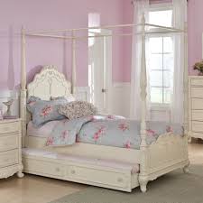 Maybe you would like to learn more about one of these? Homelegance Cinderella Canopy Poster Bed In Antique White Full With Trundle Walmart Com Walmart Com