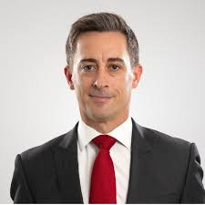 Alistair Abbott, Global