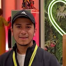 Darlene Rosati's Instagram, Twitter & Facebook