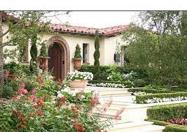 Types Of Gardens Garden Styles Tuscan Landscaping Mediterranean Landscaping Tuscan Style Garden