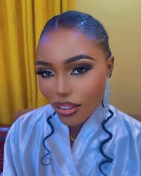 Our beautiful bride today 🥰🥰💋 thank you for choosing us Halima house of  makeup 💄 Glam @halima_house_of_makeup Hair installation and styling  @halima_house_of_makeup Hair customization @halima_house_of_makeup 💄