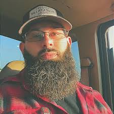 Daydreaming about In-N-Out burger has me feeling some type of way 🍔  #Animalstyle #proteinwrapped . . Who has the best burgers hands down? 🍟