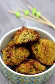 Boulettes De Courgette A L Oignon Curry Et Flocons D Avoine Amandine Cooking Recettes De Cuisine Recette Boulette Vegetarienne