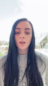 Carolyn Pryor's Instagram, Twitter & Facebook