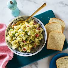 Enjoy A Tasty And Delicious Meal With Your Loved Ones Learn How To Make Egg Salad With Cucumber Tomato And Capers S Capers Recipe Egg Salad Healthy Recipes