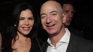 Jeff Bezos: National Enquirer's parent company threatened to publish lurid  selfies, other 'intimate photos of me'