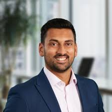 Great to be able to talk to the incoming vacation scheme students today  about Health & Wellbeing at Linklaters. Fielded some brilliant questions  from a very engaged cohort and hopefully putting some… |