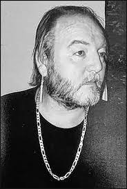 Lee Bradshaw's Instagram, Twitter & Facebook