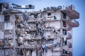 El derrumbe, cuyas causas se investigan, se produjo en la parte que da a la famosa playa de miami beach. Osxby6a5qtcbqm