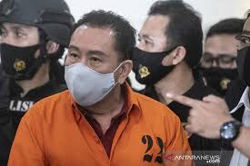 Penangkapan djoko tjandra ini mendapat apresiasi banyak pihak. Kemarin Penahanan Djoko Tjandra Dipindah Hingga Aset Nurhadi Disita Antara News