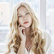 While paying attention to a few other details. How To Curl Your Hair With A Flat Iron Or Straightener Tutorial With Step By Step Instructions