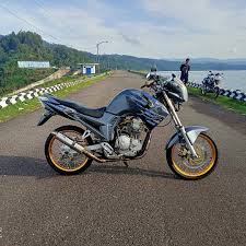 Hole track in high way. Super Sangar Berikut 20 Adalah Modifikasi Yamaha Scorpio Z Terbaik